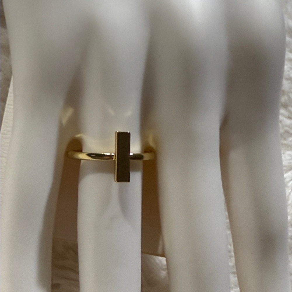 French Connection Gold Bar Ring - Picture 2 of 4